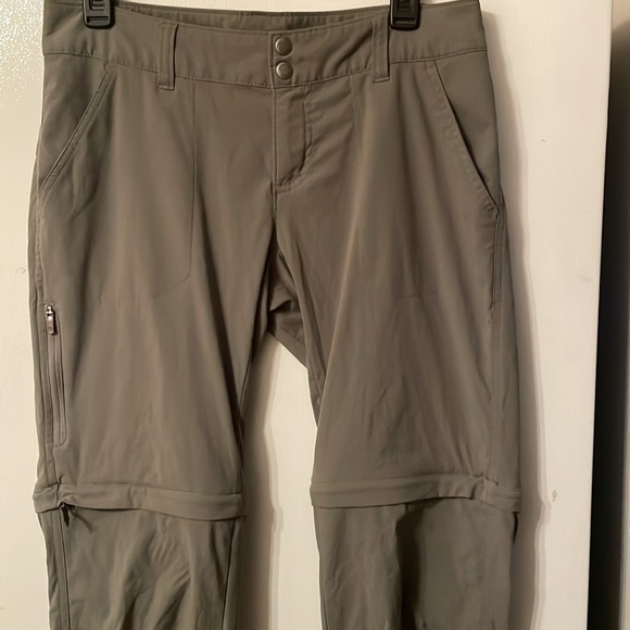 Columbia 6 Regular Omni-Shield Cargo Convertible Pants for Outdoor Adventures - Picture 2 of 9